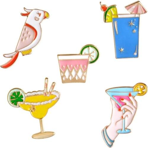 New Cute Brooches Summer Style Lemon Juice Parrots Beach Cup Brooch Badge Pins For Women Men Collar Clothe Decoration Pin Gift