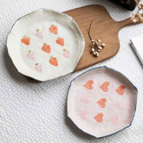 Plate посуда тарелки поднос Creative Hand Pinched Japanese Simple Ceramic Fruit Dishs Family Snack Dish Cutlery Strawberry