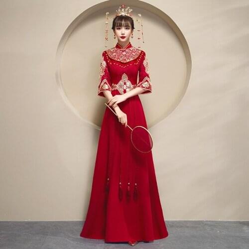Red Embroidery Bride Chinese Traditional Dress Wedding Qipao China Clothes Oriental Style Dresses Tassel Princess Gown Robe