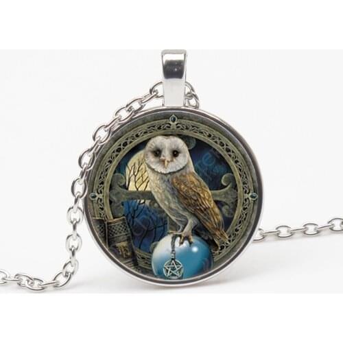 Fashion Charm Necklace Witchcraft Owl Photo Tibet Cabochon Glass Pendant Chain Choker Men and Women Gift Souvenir
