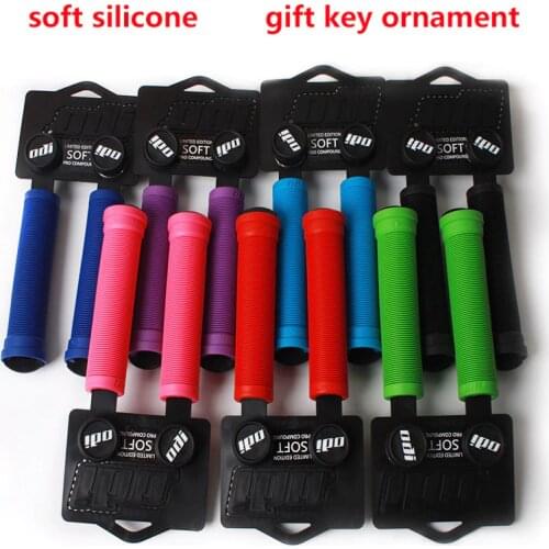 ODI 2pc MTB Handlebar Grips Shockproof Soft Silicone Wear-resistant Bicycle Handlebar Grips Bar Ends with Keychain Cycling Parts