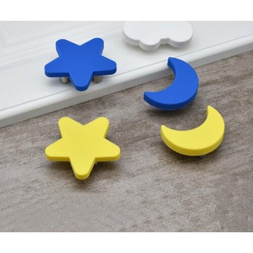 Children Room Furniture Handles Yellow Moon Cartoon Plastic Star Cloud Door Knobs Kids Drawer Pulls Cabinet Knobs and Handles
