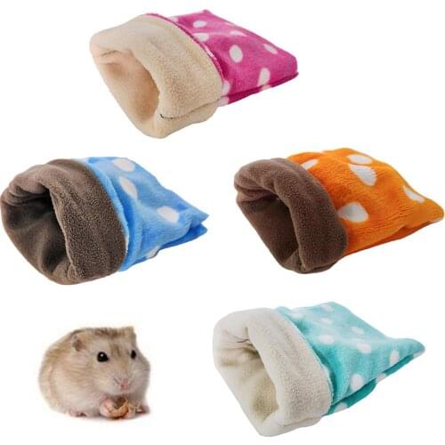 New Dot Lovely Plush Sleeping Bag Mini Pet Bed Nest for Guinea Pig Hamster