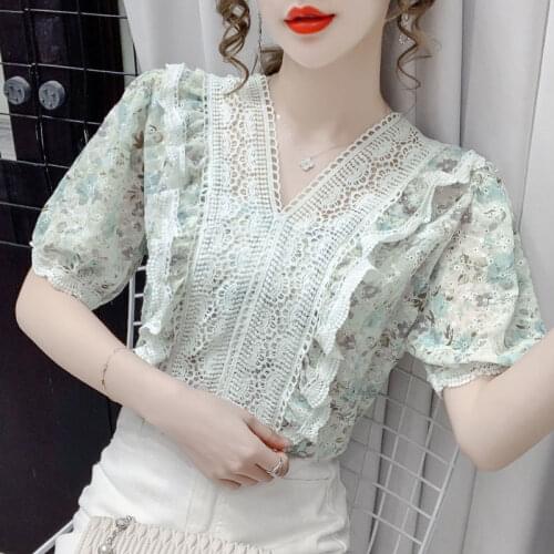 2021 Summer New Vintage Floral Embroidery Chiffon Shirt V-neck Lace Stitching Puff Sleeve Women Tops Tee Shirt Femme