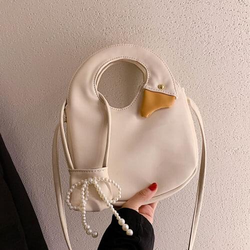 Goose Saddle bag Small Underarm bag 2021 Summer New Quality PU Leather Womens Designer Handbag Chain Shoulder Messenger Bag