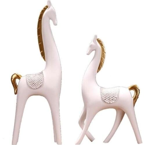 TV Cabinet Recruiting Small Decorations in the House. Fortune Store Crafts Background Ornaments Home Furnishings Wall Guest Room