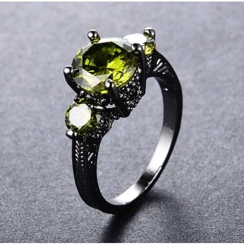 Luxury Female Olive Green Crystal Stone Jewelry Charm 14KT Black Gold Wedding Rings For Women Cute Round Zircon Engagement Ring