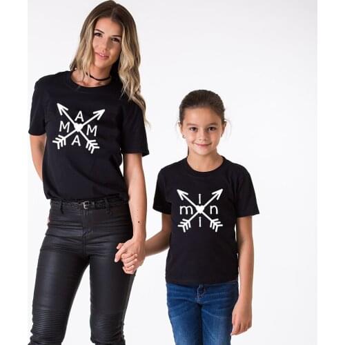 1pcs Matching Mommy and Me Shirts MAMA MINI Graphic T Shirt Summer Tops Mom and Daughter Son Short Sleeve Matching Clothing
