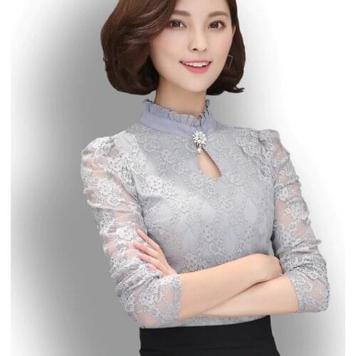 Lace Girl Long Buttons