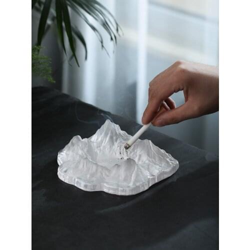 Crystal Glass Iceberg Design Ashtray Decorative Glass Snow Mountain Ash Tray Cigar Craft Ornament Souvenir Smoking Supplies