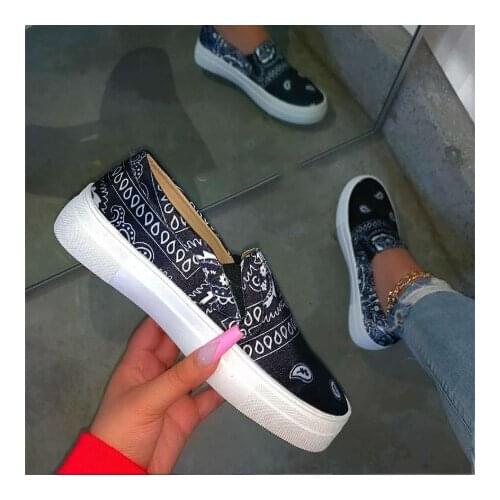 2020 New Women Canvas Shoes Ladies Platform Slip On Flat Female Graffiti Casual Fashion Shoe Woman Sewing Non-Slip Footwear