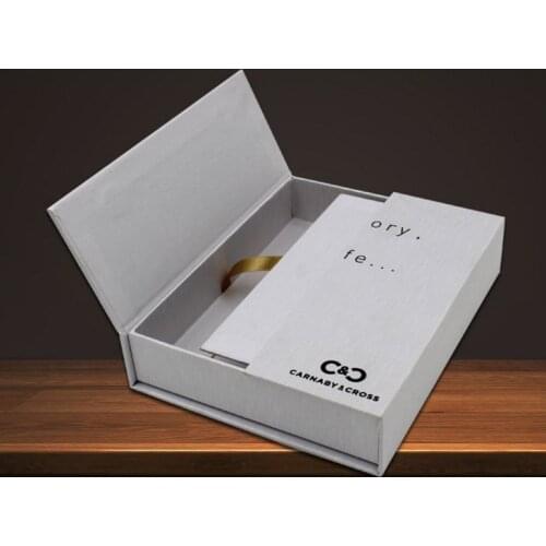 Luxury Black Custom Logo Magnetic Closure Cardboard Gift Box Packaging With Eva Foam Insert ---DH11217