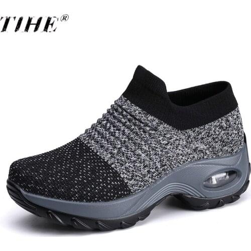 Women Tennis Shoes 2020 Female Gym Sport Shoes Stability Breathable Mesh Air Cushion Thick Sole Female Trainers Tenis Feminino