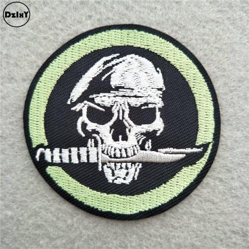 1 PCS Skull with a Knife Patches for Kids Clothes Iron on Appliques DIY Stripes Embroidery Stickers Sew on Round Badges @F-68
