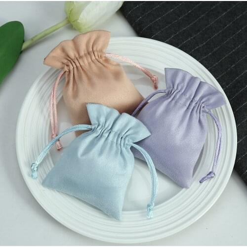 20pcs Velvet Jewelry Bags Christmas Wedding Candy Bags Party Decoration Drawable Pouches Gift Pouches