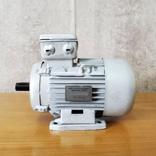 Wrought iron retro decoration model wrought iron handicraft static decoration Motor model