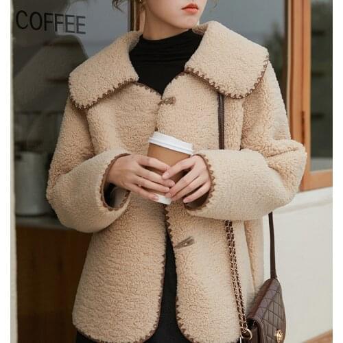 2021 New Women Autumn Winter Short Lamb Wool Coat Jacket Lapel Collar Horn Button Loose Straight Overcoat Outerwear