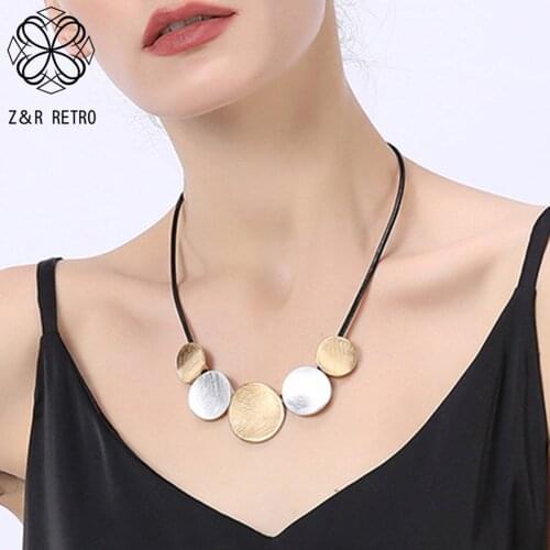 2021 Fashion Collar Neck Choker Necklace Vintage Gold Silver Color Round Suspension Pendant Trend Costume Goth Jewelry for Women