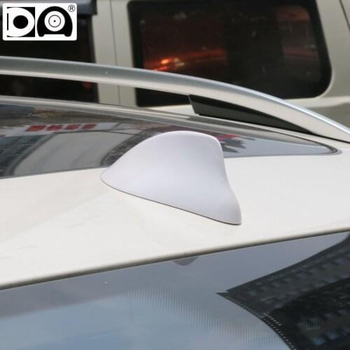 Front shark fin antenna special car radio aerials auto antenna signal Piano paint ABS plastic for Chevrolet Niva