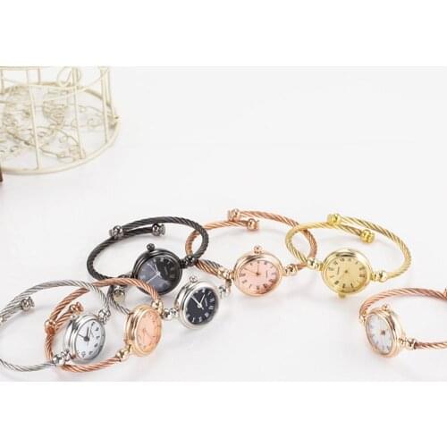 Fashion Gold Bangle Bracelet Luxury Watches Stainless Steel Retro Ladies Quartz Wristwatches Fashion Casual Women Dress Watch