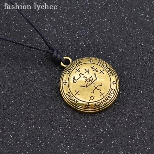 Fashion Lychee Gothic Pendants