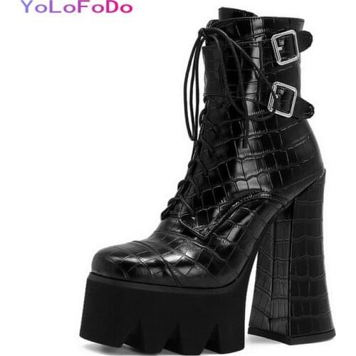 2021 New Faux Leather Women Ankle Boots Platform Super Square High Heel Motorcycle Boots Fashion Buckle Zipper Womans Shoes