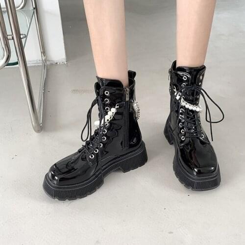 Metal Chain String Bead Decoration Martin Boots For Women 2021 Patent Leather Lac-up Thick Platform High Square Heel Shoes