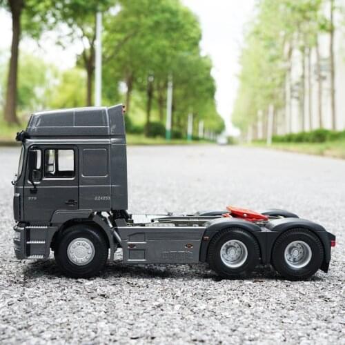 Diecast 1:24 Scale original tractor H7 Tractor Alloy Car Model Metal Boys Toys Collection Gifts Display Souvenir Ornaments