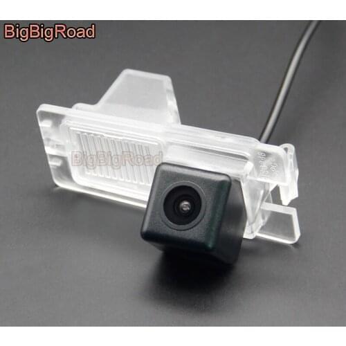 BigBigRoad For SsangYong Rodius / Stavic / Rexton / Kyron / Korando Car Reverse Back up Parking Camera Rear View Camera HD CCD
