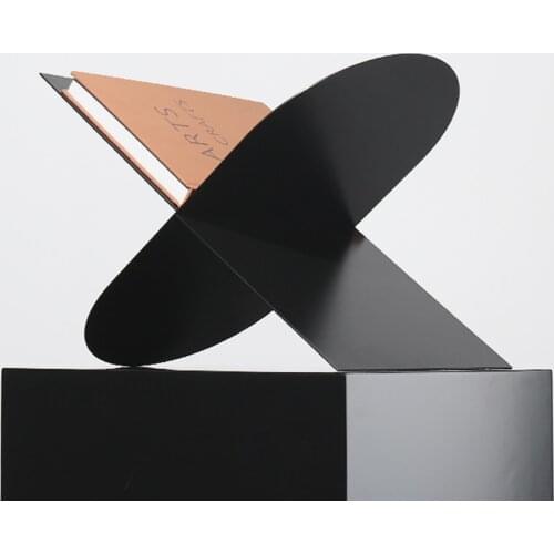 Modern Black X Shaped Metal Magazine Bookshelf Picture Album Furnishings Model Room Sales Office Hotel Decorations Ornaments