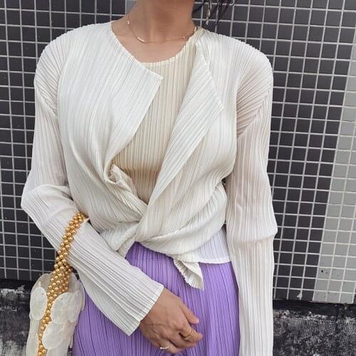 Miyake pleated winter black jacket womens temperament Office Lady cardigans stacked loose slim causal long sleeve tops