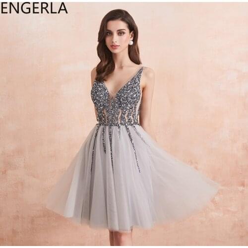Sparkle Crystal Beaded Short Cocktail Dresses Gray Homecoming Dress Double V-Neck Sexy Shiny Mini Prom Gown robe de cocktail