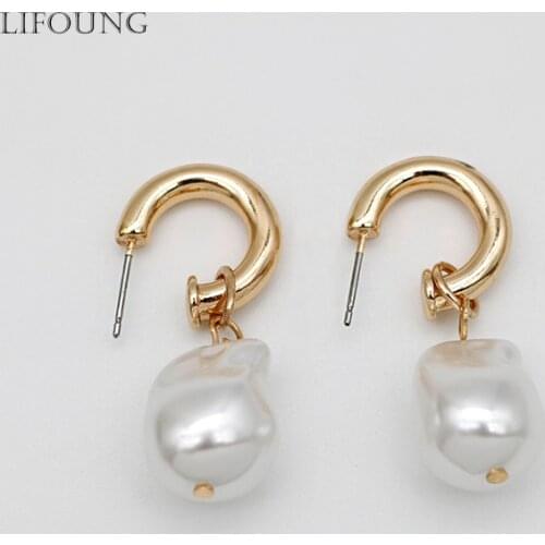 Irregular Shape Acrylic Pearl Earrings Classic Drop Vintage Fashion New Style For Women Medium Size Cream Luxury Jewelry 2021117