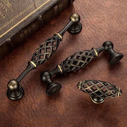 2 pcs Vintage Birdcage Door Handle Antique Furniture Knobs and Handles for Kitchen Cabinets Vintage Closet Handle Drawer Pull