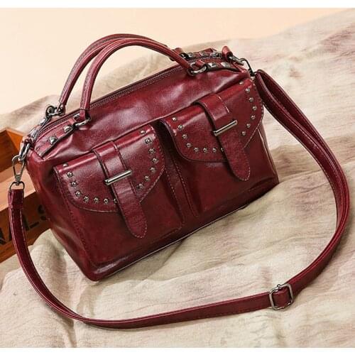 2021 New Crossbody Bags for Women Tote Shoulder Bag Luxury Handbags Women Bags Designer Famous Brand Oil Wax Leather Rivet Bag