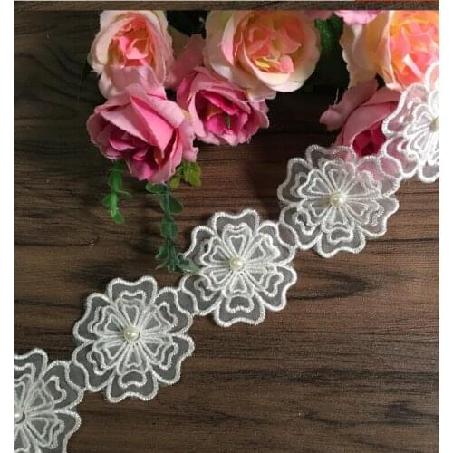 2 Yards Lace Fabric DIY Sun Flower Manual Wedding Lace Trim 33 Pieces Flowers 6cm Width Ivory Embroidery Lace Fabric with Pearl