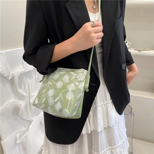 Flowers Embroidery Bucket Crossbody Bags For Women 2021 High Quality Luxury Handbags Designer Sac Ladies Shoulder Messenger Bag