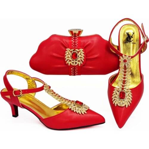 Red Color Mature Style Nigerian Women Shoes and Bag to Match Slingback Sandals with Shinning Crystal for Wedding Party
