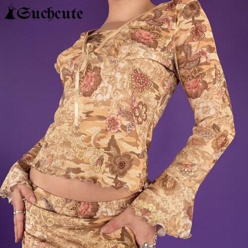 SUCHCUTE Retro Long Sleeve Floral Printed T-Shirts Slim Vintage Elegant Lady V Neck Brown Y2K Tops Harajuku Casual Female Shirts