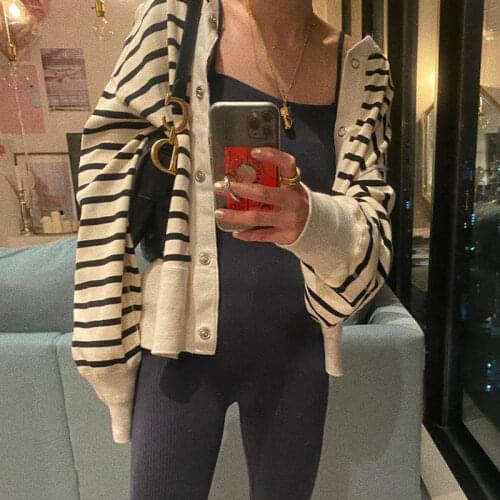 B-TOTO American Retro Beige Striped Sweater Jacket Female Tide Ins Short Bm Cardigan 2021 Ins Fashion