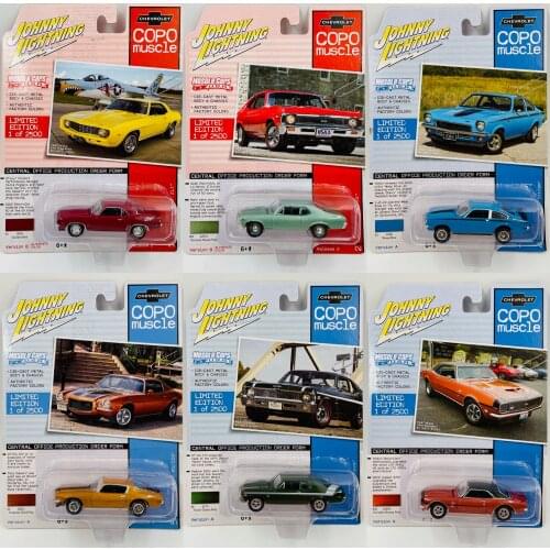 Johnny Lightning 1:64 Chevrolet Camaro Nova Diecast Collection of Die-casting Simulation Alloy Model Children Toys