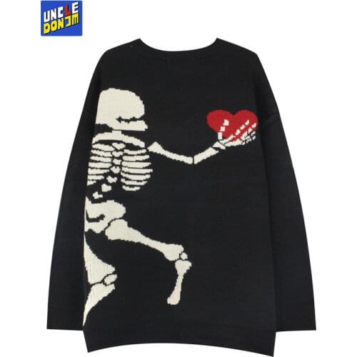 UNCLEDONJM Skull skeleton knitted sweater men high street fashion oversized sweaters Harajuku vintage sweater Pullovers 3011