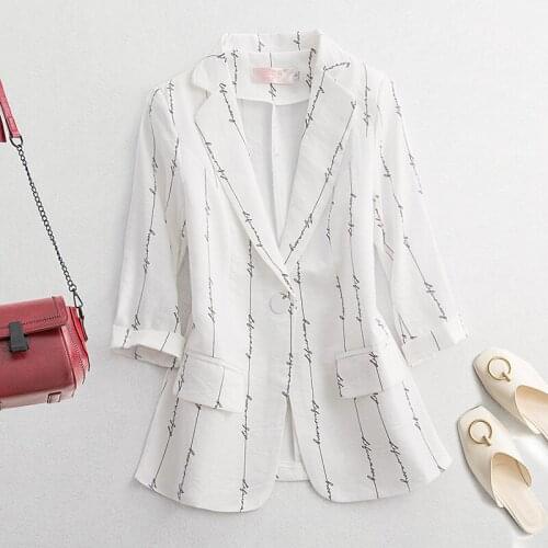 Fashion New 2021 Summer Suit Women Blazer 3/4 Sleeve Suit Female Short Casual Outerwear White