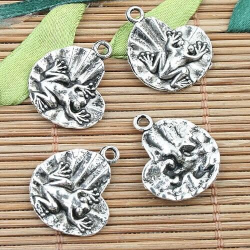 Tibetan Silver mini frog design charms 40pcs EF0040