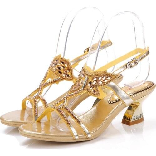2019 Summer New Gold Color Butterfly with Diamonds with Sandals Open Toe Thick Heel Roman Style Womens Shoes 6CM