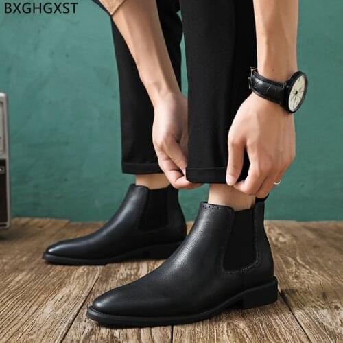 Black Chelsea Boots Men Motorcycle Boots Man Outdoor Shoes for Man 2021 Ankle Boots for Men Male Leather Casual Shoes Men Sapato