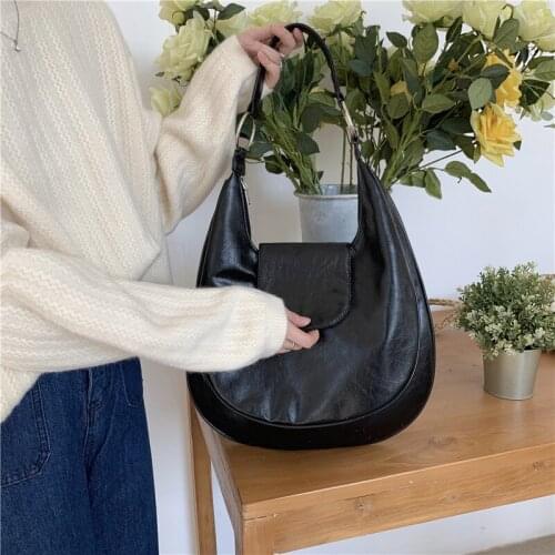 Bags of women 2021 new womens bag PU leather handbag retro oil leather shoulder bag large capacity underarm bag casual handbag