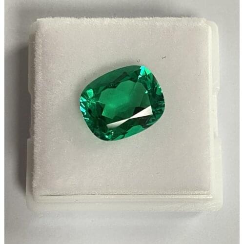 Meisidian Lengthen Cushion 9x11mm 3.8 Karat Hydrothermal Columbian Green Emerald Stone