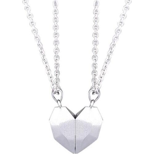 2Pcs Minimalist Lovers Matching Friendship Heart Pendant Couple Magnetic Distance Faceted Heart Pendant Necklace Jewelry