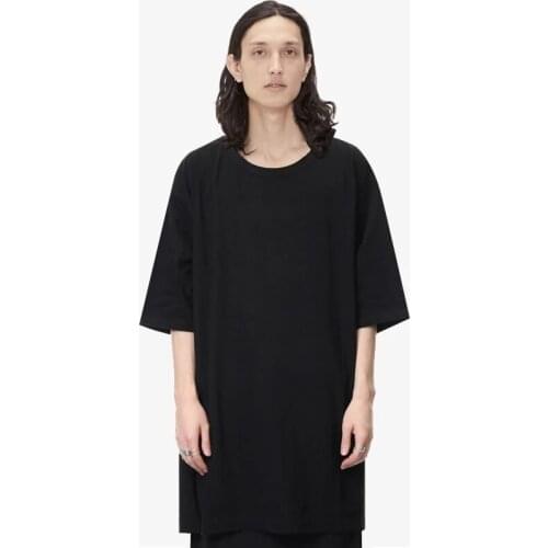 Black silhouette five-point sleeve long low-neck large T-shirt OVERSIZE drop shoulder short-sleeved T-shirt for men and women